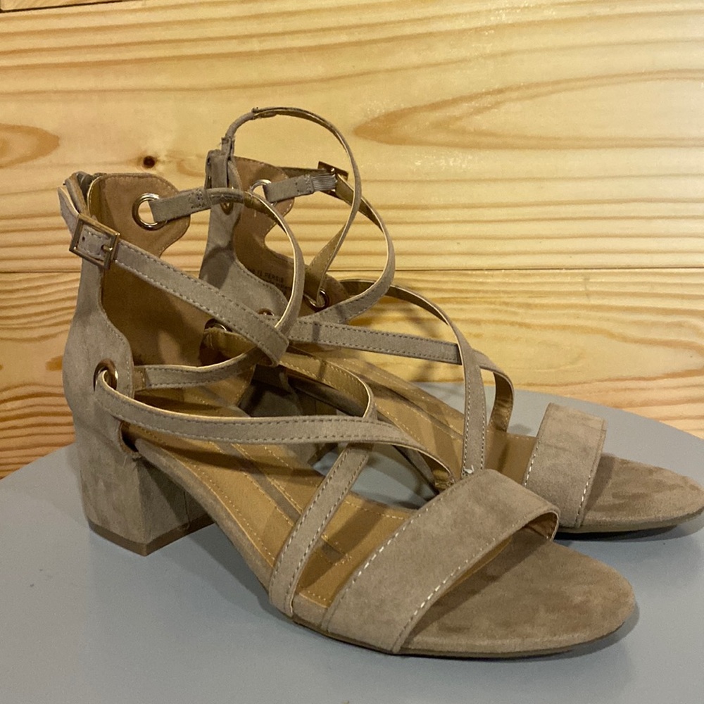Nude heels